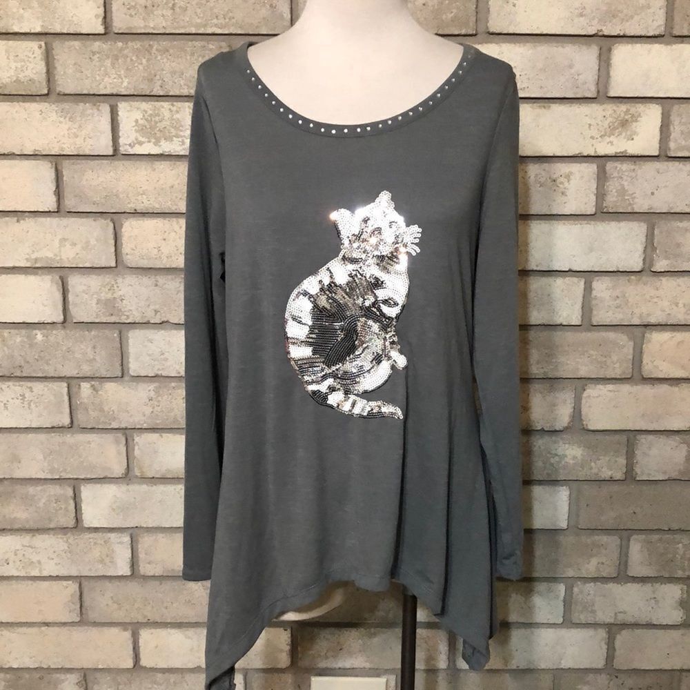 3for$20 shirt blouse cat design medium